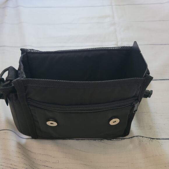 AerX Size OS Black Crossbody Bag Mesh Organizer Adjustable Strap Travel Pack - Picture 9 of 13